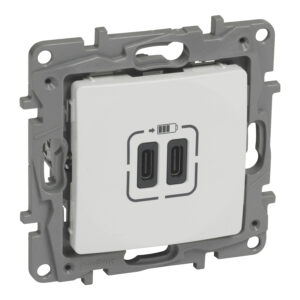Niloé™ πρίζα 2USB φόρτισης C+C 3000mA σε λευκό χρώμα