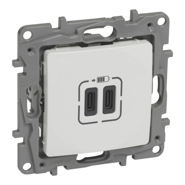 Niloé™ πρίζα 2USB φόρτισης C+C 3000mA σε λευκό χρώμα