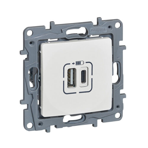 Niloé™ πρίζα 2USB φόρτισης A+C 3000mA σε λευκό χρώμα