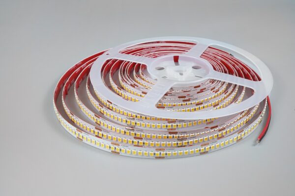 ml-ls24v96w240lm4000kb5_4_.jpg Modee LED Ταινία DC24V 19.2W/m 240LED/m IP20 4000K 5m B5